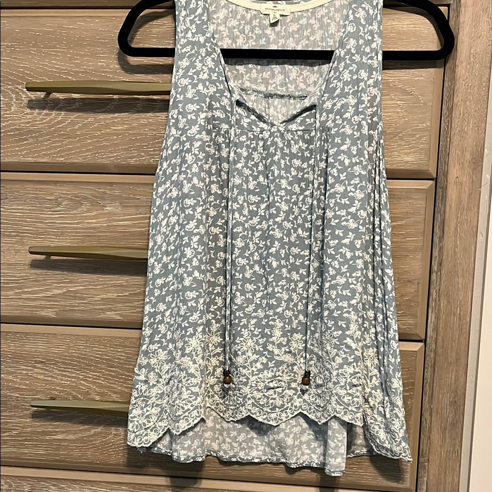 Mason & Belle Green and White Asymmetrical Sleeveless Tank Top Size S